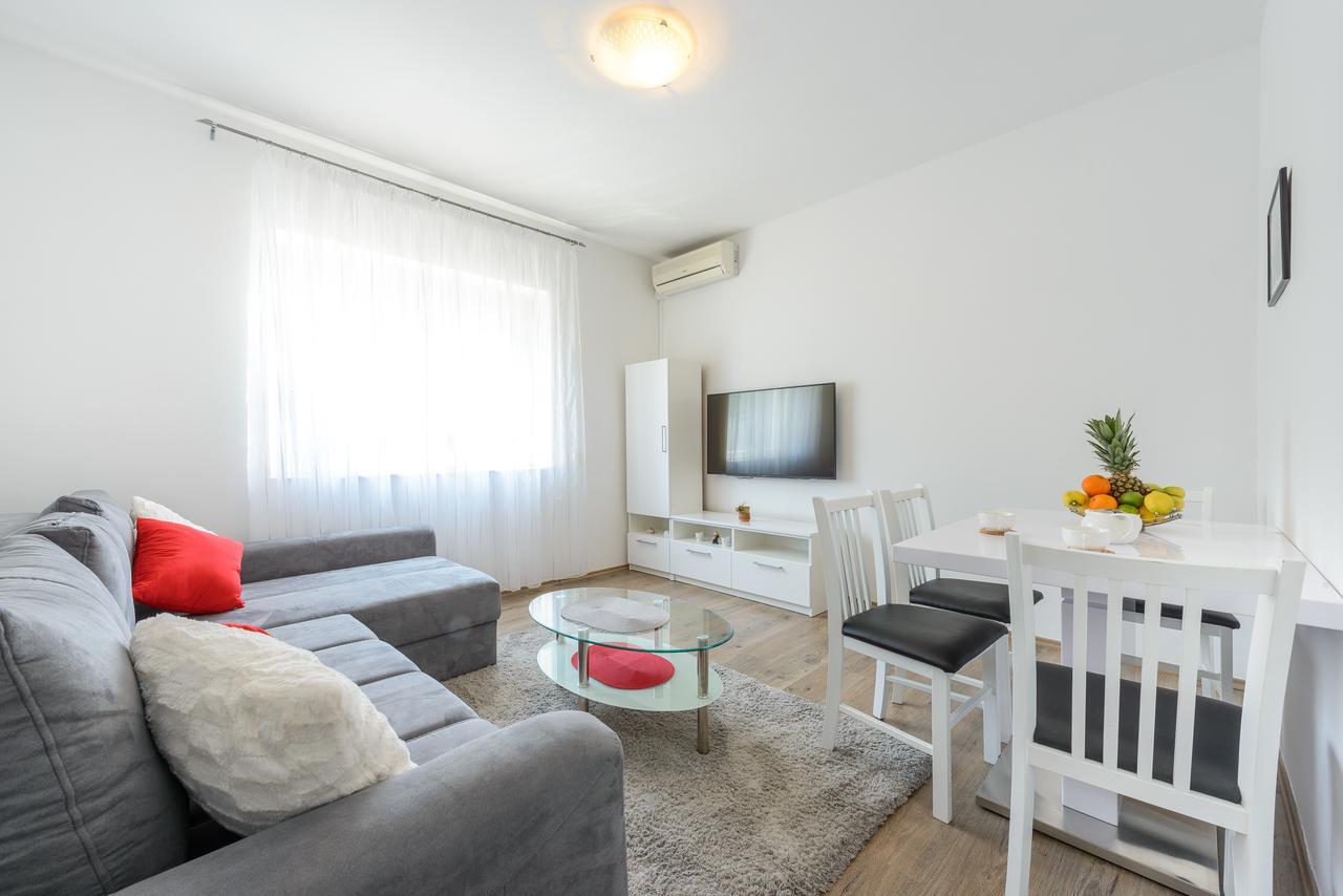 Apartments Ella دوبروفينك المظهر الخارجي الصورة